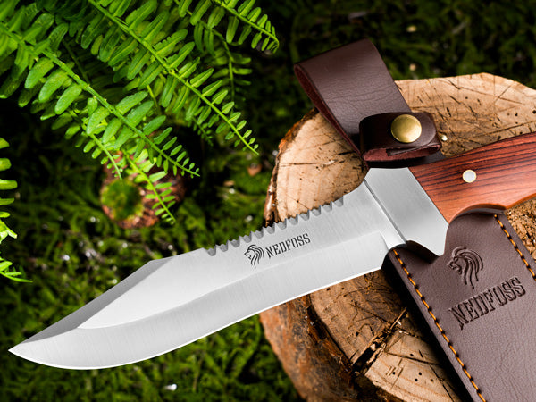 NedFoss JUNGLE-KING Hunting Knife, 33cm Fixed Outdoor Knife with Wooden Handle, Full Tang Bowie Knife with Holster, Large Survival Knife, Rambo Knife, Bushcraft Knife