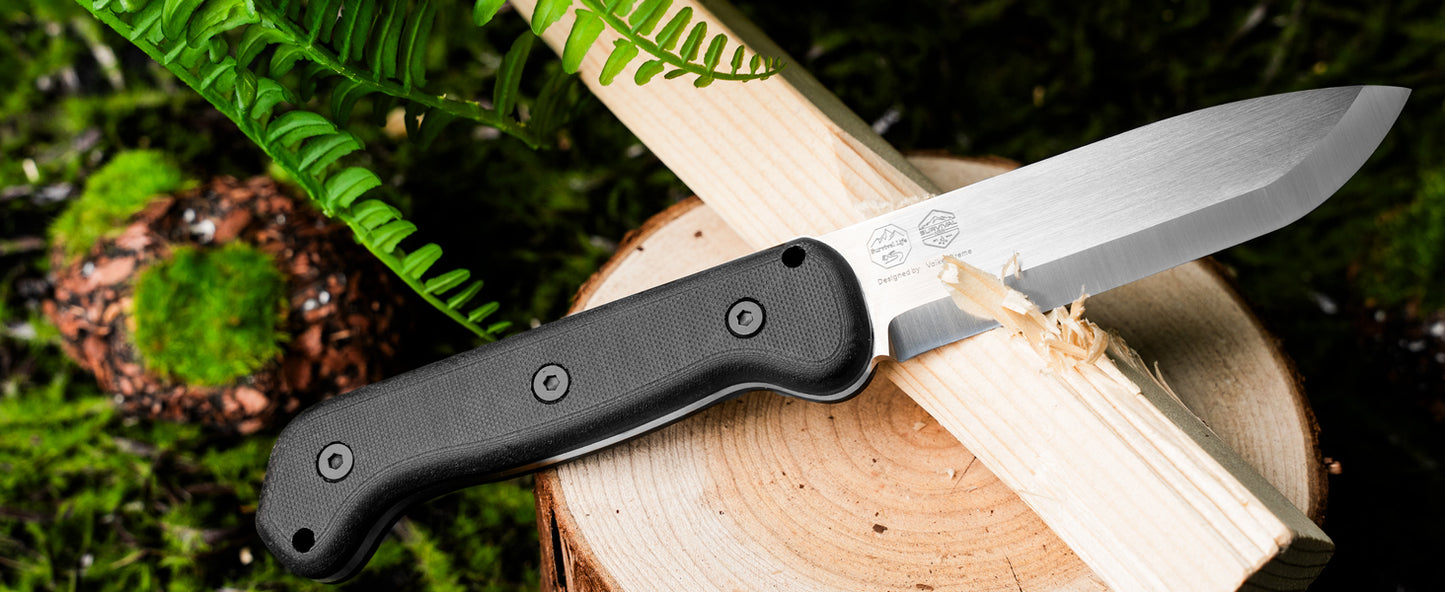 NedFoss BERGLÖWE Outdoor Knife, D2 Steel Survival Puukko with Scandi Grind, 11cm Full Tang Survival Knife with Fire Starter, Sharp Hunting Knife, Perfect Bushcraft Knife, Designed in Germany