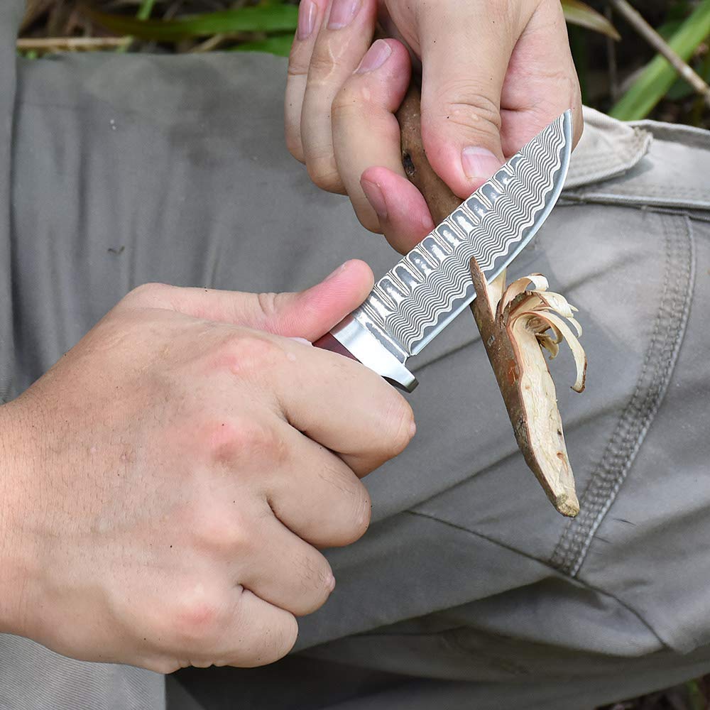 Nedfoss HUNTING KNIFE Damascus Hunting Knife, Handmade Damascus Hunting Knife with Beautiful Pattern, Belt Knife with Sheath, Sharp Outdoor Knives for Hunting, Camping and Collecting